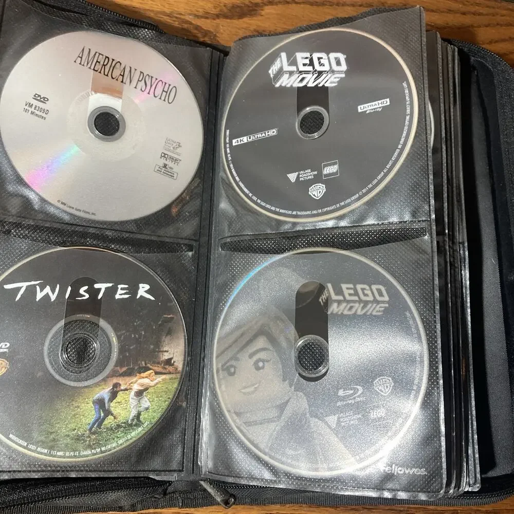 Cd Case Comes With 80 DVDS holds 80 pocket CDs / dvd storage